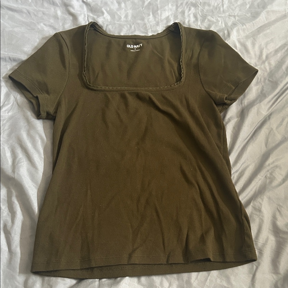 Old Navy crop top